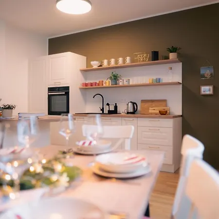 Peak Haven Pohorje Guest house *