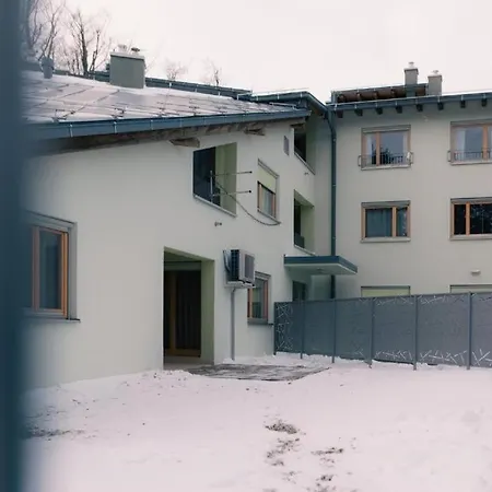 Peak Haven Pohorje Gæstehus