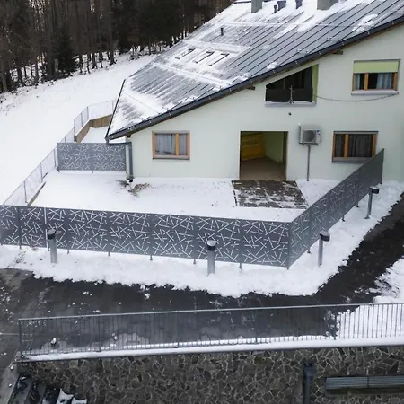 Peak Haven Pohorje Guest house *